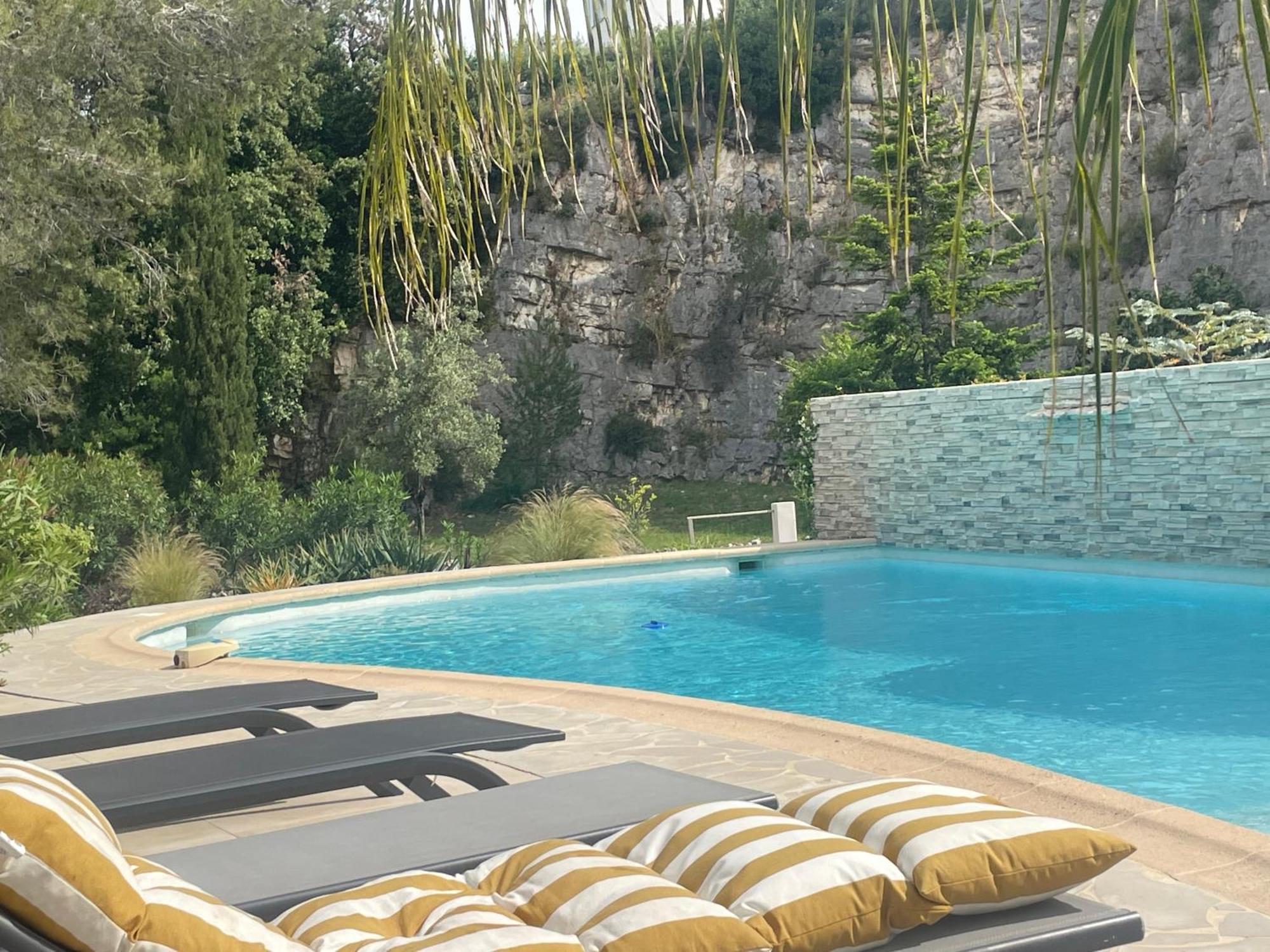 La Villa Des Carriers- Maison Avec Piscine Proche Mer 罗科福尔雷潘 外观 照片