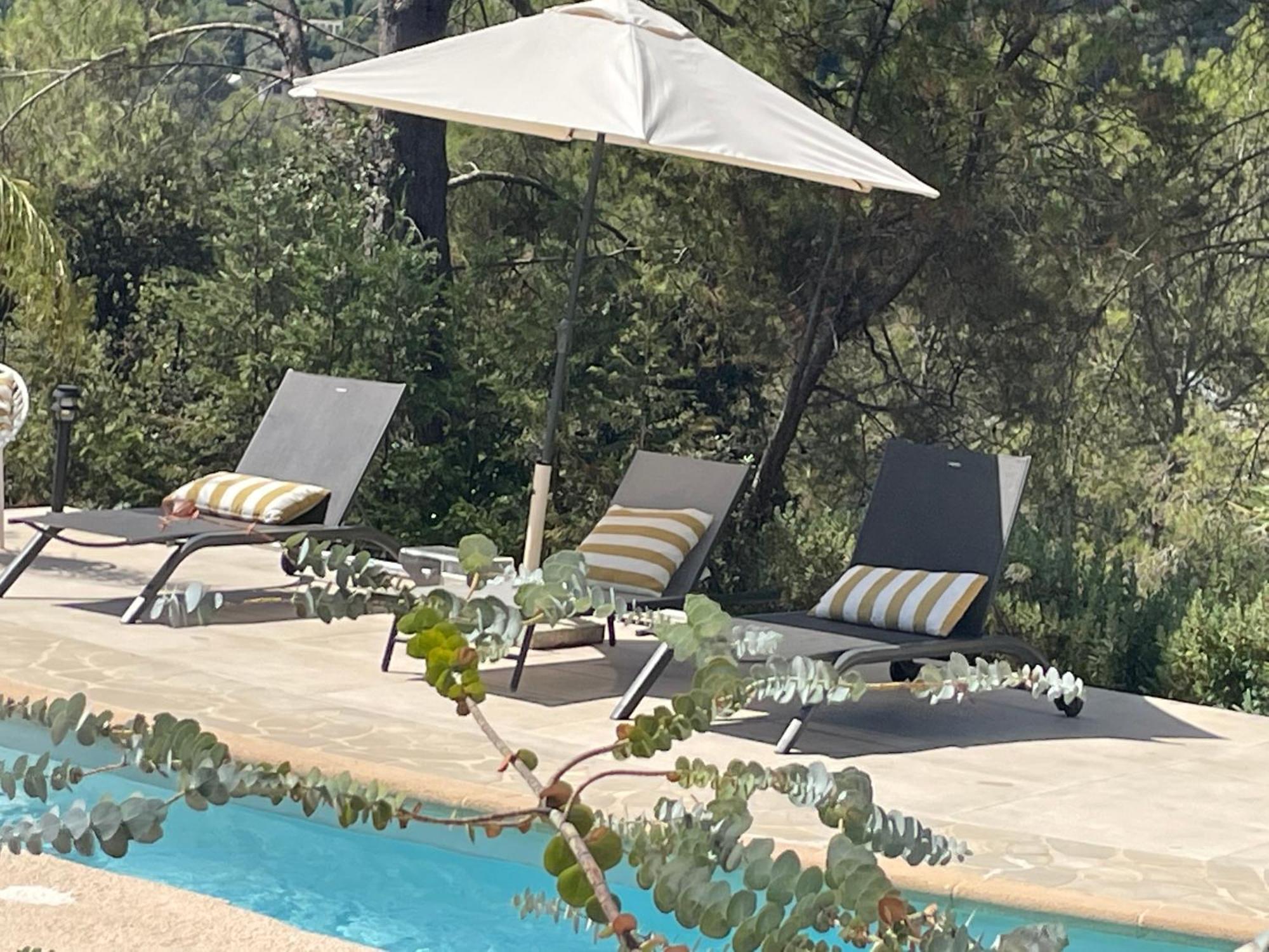 La Villa Des Carriers- Maison Avec Piscine Proche Mer 罗科福尔雷潘 外观 照片