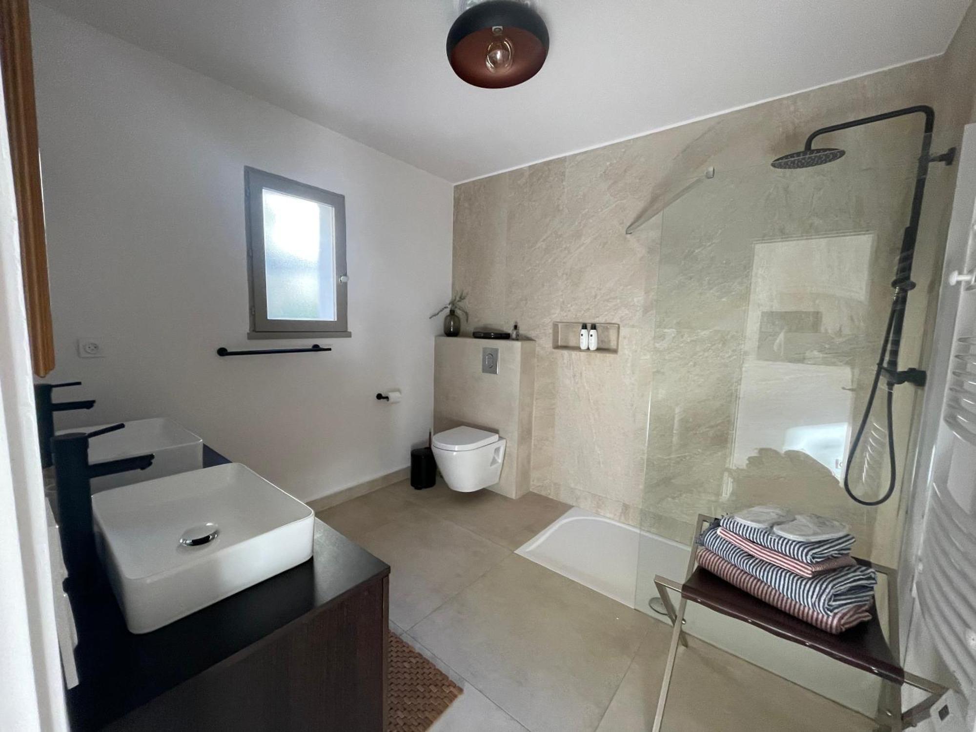 La Villa Des Carriers- Maison Avec Piscine Proche Mer 罗科福尔雷潘 外观 照片